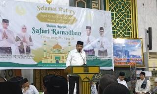Safari Ramadan Perdana Di  Masjid Raya Senapelan, Pj Wali Kota Sapa Masyarakat